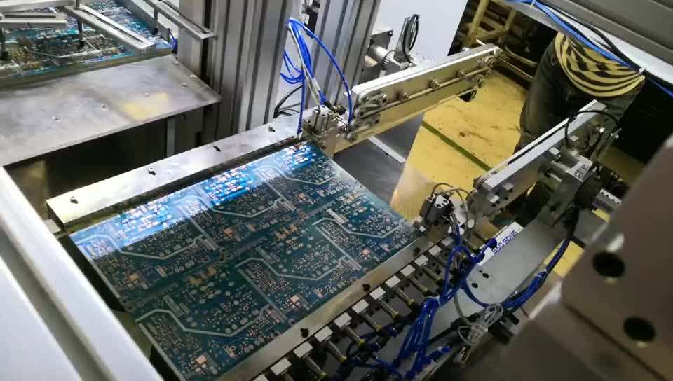 UV打印在電路板工業(yè)制造中的應(yīng)用 UV打印在電路板工業(yè)制造中的應(yīng)用